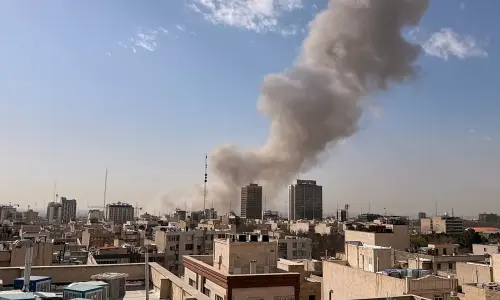 Última Hora: Estados Unidos e Israel atacam o Irão